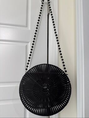 Chic Black Circular Woven Wooden Shoulder Bag